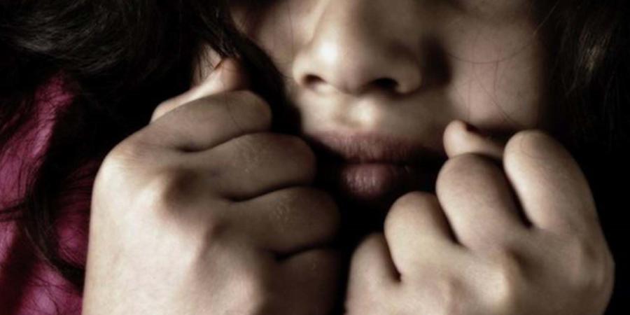 تفاصيل مؤلمة.. سيدة تتهم والدها باستدراجها للإدمان .. تعرف ماذا حدث - هرم مصر