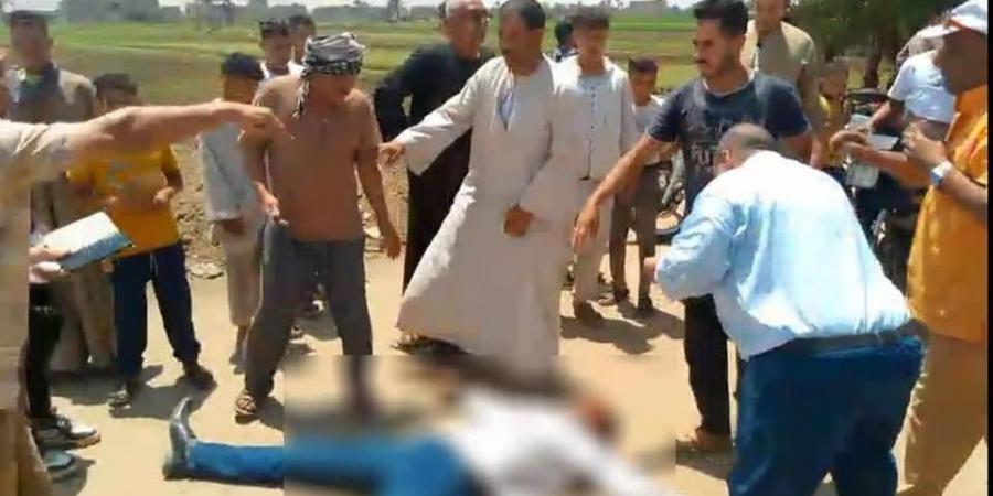 أول تعليق من محافظ سوهاج على واقعة الاعتداء على مسئول حماية الأراضي - هرم مصر