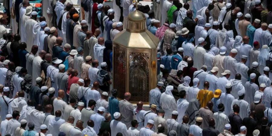 107 آلاف طائف فى الساعة.. كثافة فى حركة الطواف بالمسجد الحرام "صور" - هرم مصر