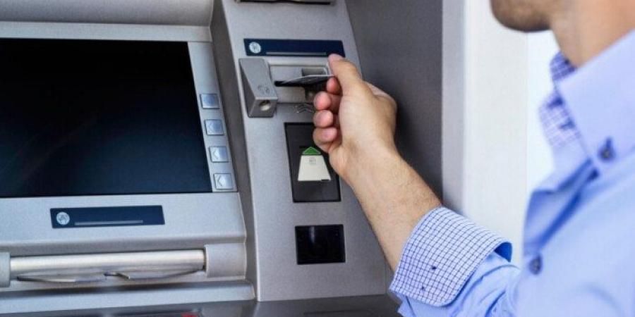 خدمات تقدمها ماكينات الصراف الآلي ATM خلال الإجازة - هرم مصر