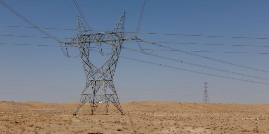 الصناعة في أفغانستان على حافة الانهيار مع العقوبات وتقطع الكهرباء - هرم مصر