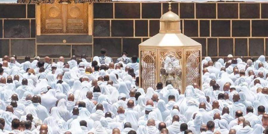 بث مباشر.. الحجاج يؤدون طواف الوداع استعدادًا لمغادرة مكة - هرم مصر