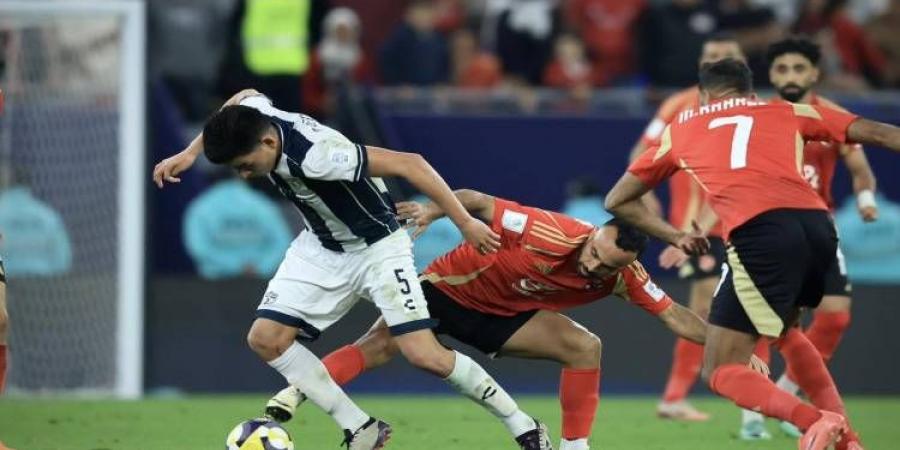 باتشوكا يتقدم بهدف نظيف أمام الأهلي في الشوط الأول - هرم مصر