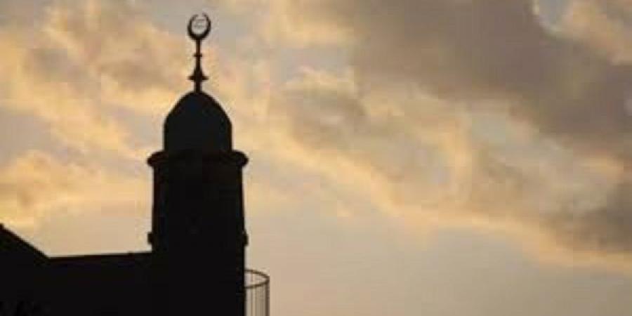 شروط صحة قراءةُ القرآن من خلال أجهزة مكبرات الصوت #القرآن_الكريم #قراءة_قرآن_الفجر_فى_مُكبرات_الصوت - هرم مصر