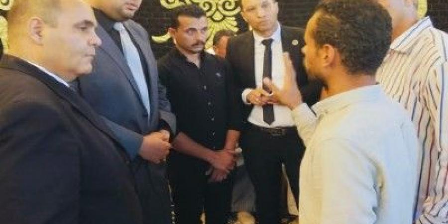 عمل الدقهلية يقدم بالعزاء إلى أسرة الشهيد البطل خالد شوقي صور - هرم مصر