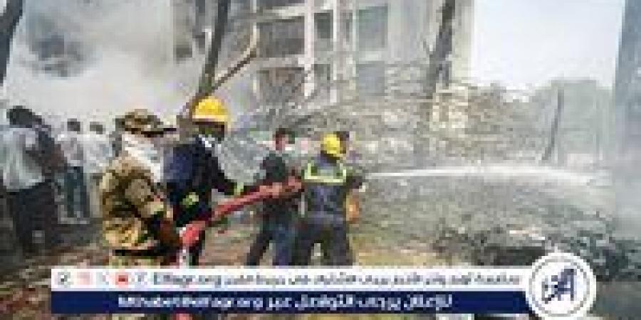 الشرطة الهندية تعثر على ناجيين اثنين من تحطم طائرة في غوجارات - هرم مصر