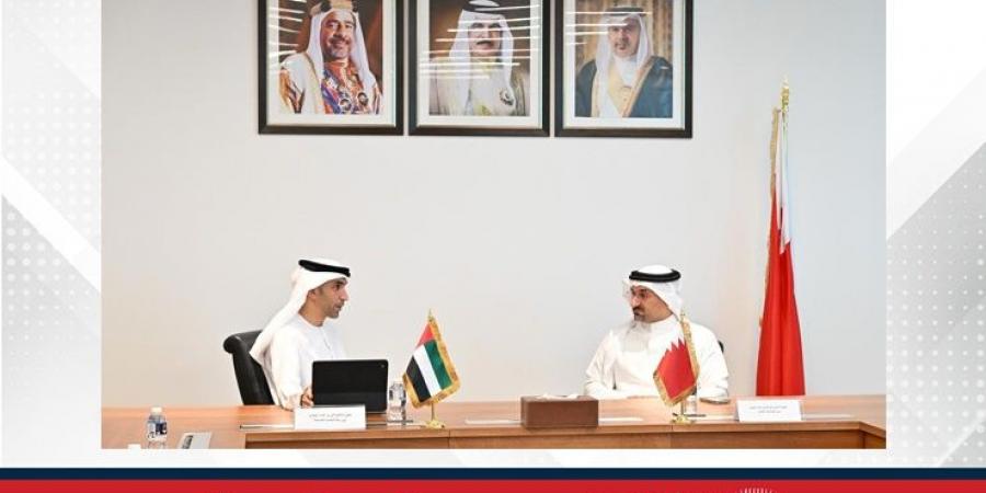 وزير الصناعة والتجارة يستقبل وزير دولة للتجارة الخارجية بدولة الامارات العربية المتحدة - هرم مصر