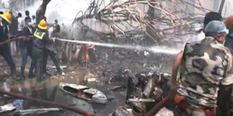 وزير خارجية بريطانيا ينعى ضحايا الطائرة المنكوبة ويعلن تشكيل فريق أزمة بين نيودلهي ولندن - هرم مصر