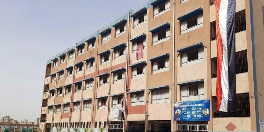 محافظ الإسكندرية يتابع الاستعدادات النهائية لامتحانات الثانوية العامة - هرم مصر