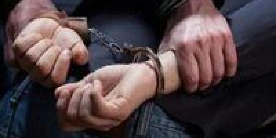 سقوط  متهم بإدارة محطة بث تلفزيوني لاسلكية دون ترخيص بالقاهرة - هرم مصر