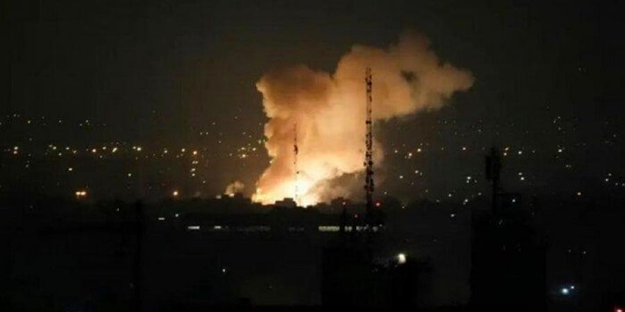 القناة 12: مقتل إسرائيلية و63 مصابًا جراء صواريخ إيرانية على وسط إسرائيل - هرم مصر