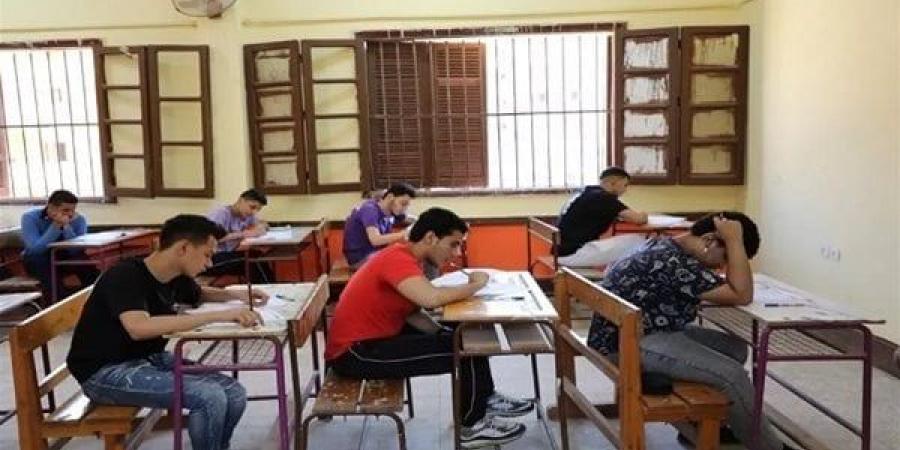 تبدأ غدا.. جدول امتحانات الثانوية العامة 2025 أدبي وعلمي لجميع المواد - هرم مصر