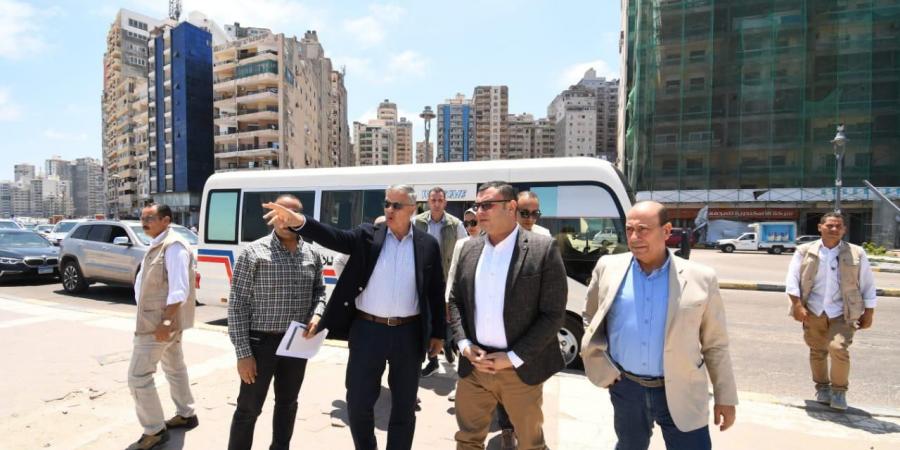 الإسكان مشروعات جديدة لتوسعة كورنيش الإسكندرية وترميم الواجهات - هرم مصر