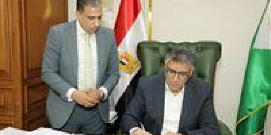 أدفع أولا..غضب بين أولياء الأمور لفرض تعليم الجيزة رسوما على نتيجة الشهادة الإعدادية - هرم مصر