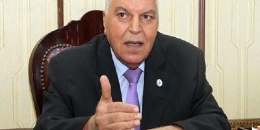 نقيب المعلمين: تلبية طلب المدرسين المصابين فى حادث سوهاج بالاعتذار عن الاستمرار فى أعمال امتحانات الثانوية العامة - هرم مصر