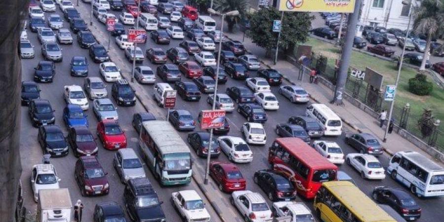 قبل ما تتحرك من بيتك.. كثافات مرورية بأغلب طرق ومحاور القاهرة والجيزة - هرم مصر
