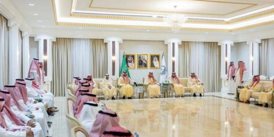 أمير الجوف ونائبه يستقبلان المهنئين من منسوبي الإمارة بمناسبة عيد الأضحى - هرم مصر