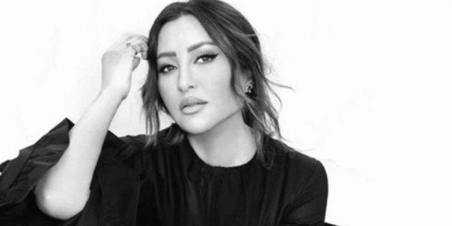 كسر الباب عليه.. لطيفة تكشف تفاصيل اللحظات الأخيرة في حياة شقيقها - هرم مصر