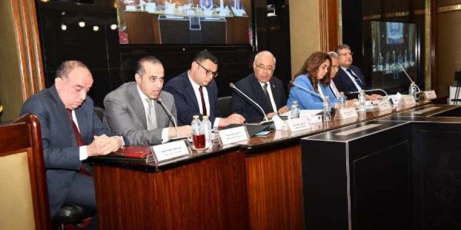 الدولة ملزمة بتوفير وحدات بديلة.. كفافي يوضح ضوابط إخلاء شقق الإيجار القديم - هرم مصر