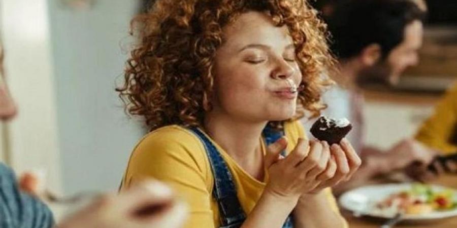 العلاقة بين الطعام والمزاج ما تأكله يؤثر على حالتك النفسية - هرم مصر
