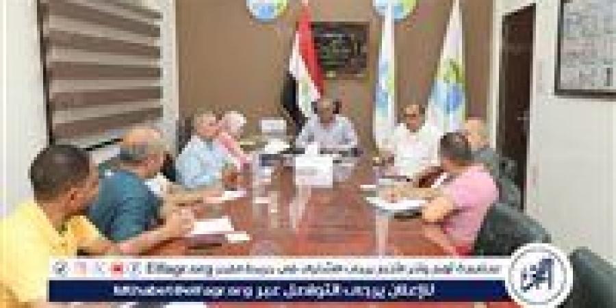 رئيس مياه أسيوط يعقد اجتماعا لمناقشة مستجدات مشروع صرف صحي عرب المدابغ - هرم مصر