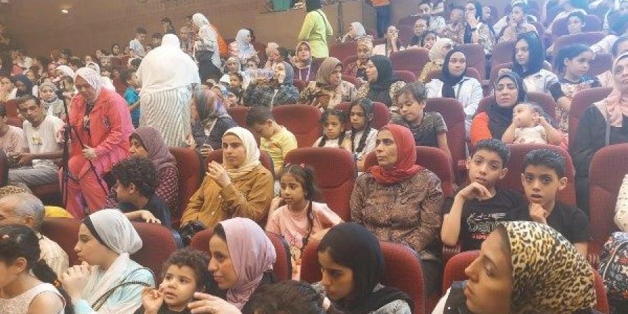 بحضور أبناء الصحفيين..إقبال متزايد على مسرح الطفل بقصر ثقافة الأنفوشي - هرم مصر