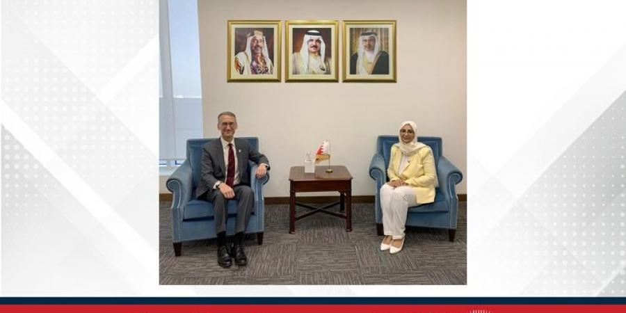 وزيرة الصحة تستقبل سفير الولايات المتحدة الأمريكية لدى مملكة البحرين - هرم مصر