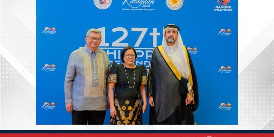 وكيل وزارة الخارجية للشؤون السياسية يحضر حفل سفارة جمهورية الفلبين بمناسبة الذكرى السابعة والعشرين بعد المئة للاستقلال - هرم مصر