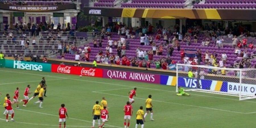 كأس العالم للأندية.. بنفيكا يتقدم أوكلاند سيتي بهدف «دي ماريا» في الشوط الأول «فيديو» - هرم مصر