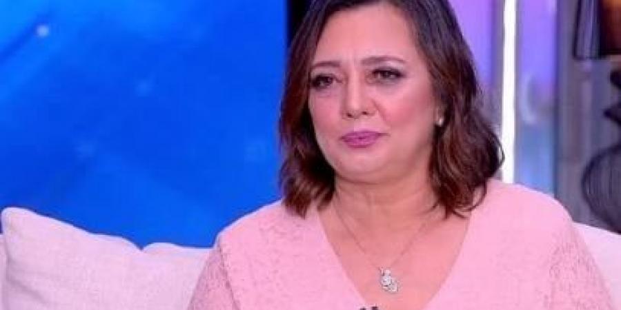 الموت يفجع الفنانة عزة بهاء - هرم مصر