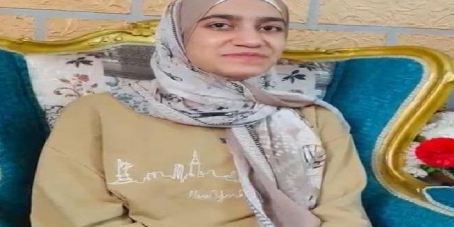 حلمي أكون دكتورة.. «منه سمير» الثانية على إعدادية الشرقية: فضل ربنا ورضا والدي - هرم مصر