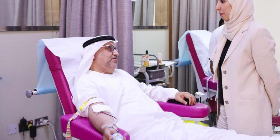 سفارة الإمارات تشارك في حملة للتبرّع بالدم - هرم مصر