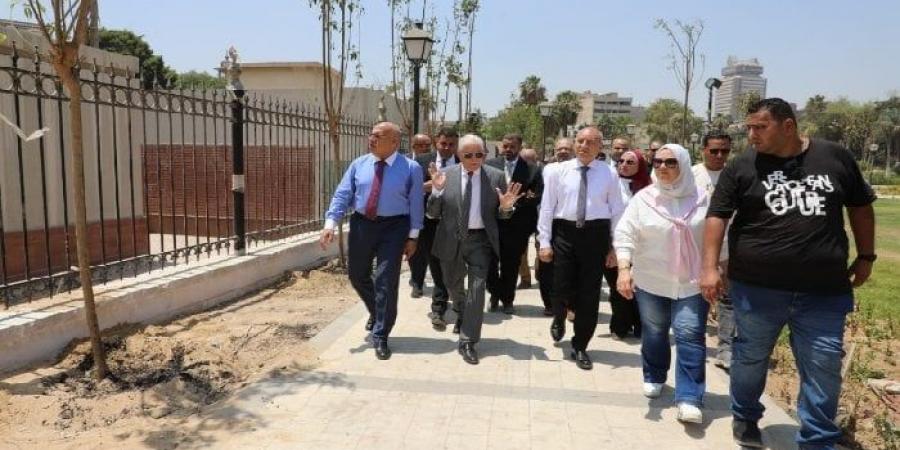 مستشار الجمهورية يتفقد أعمال تطوير منطقة القاهرة الخديوية - هرم مصر