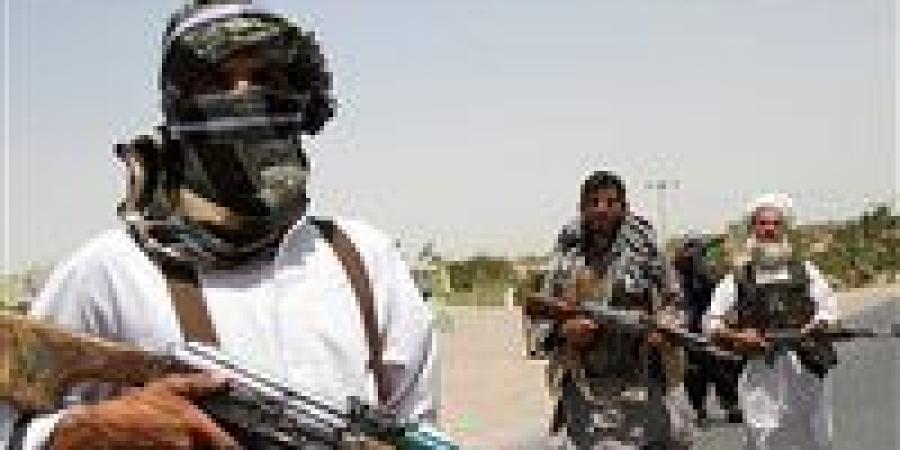 تاجيل اولى جلسات محاكمه 6 متهمين بالانضمام لتنظيم القاعده الارهابي - هرم مصر