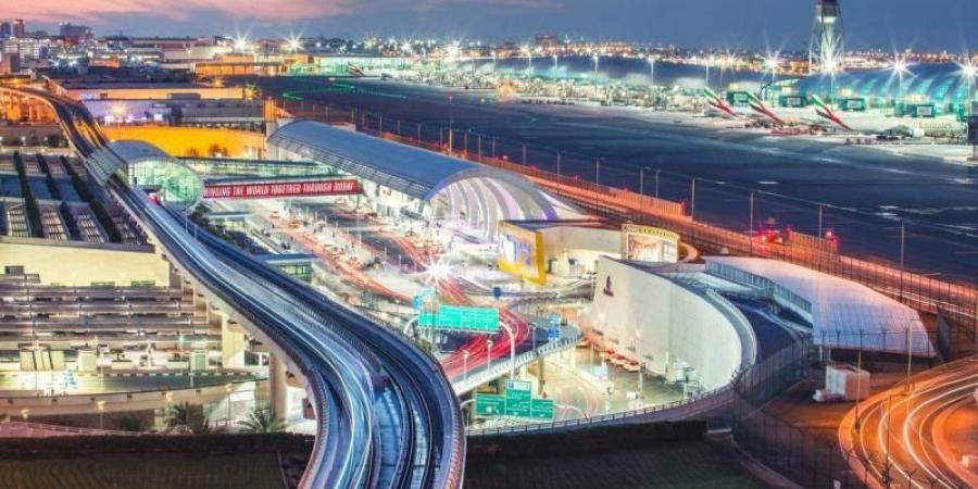 مطارات دبي تعلن استئناف عملياتها بكامل طاقتها بعد توقف مؤقت - هرم مصر