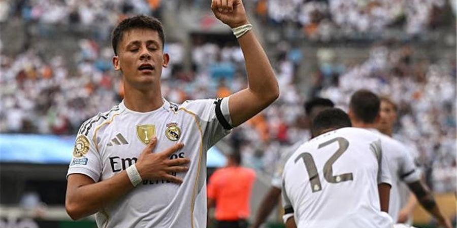 تجاوز فينسيوس جولر أصغر لاعب يسجل 10 أهداف مع ريال مدريد - هرم مصر