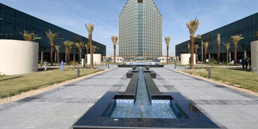 «التطبيقي» تكرم 26 مشاركاً في «الملصق العلمي» - هرم مصر