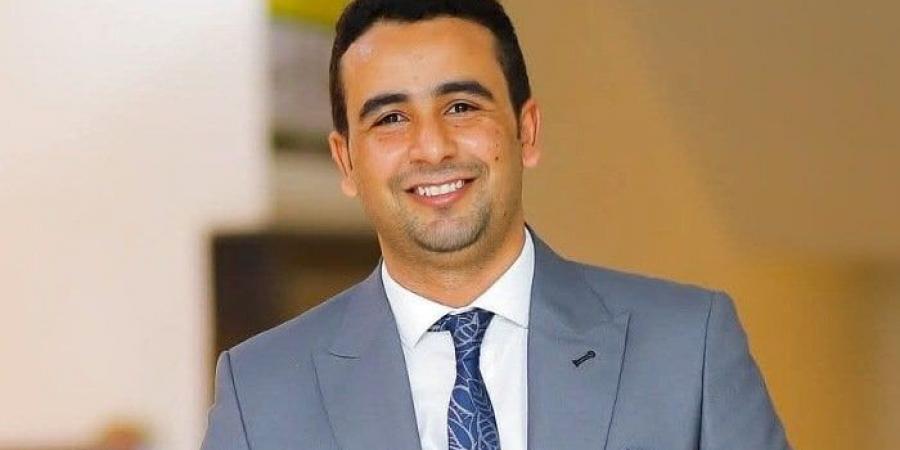 «آداب كفر الشيخ» تحتفي بفوز الدكتور حسن راغب بجائزة أفضل رسالة دكتوراه على مستوى الجامعة - هرم مصر