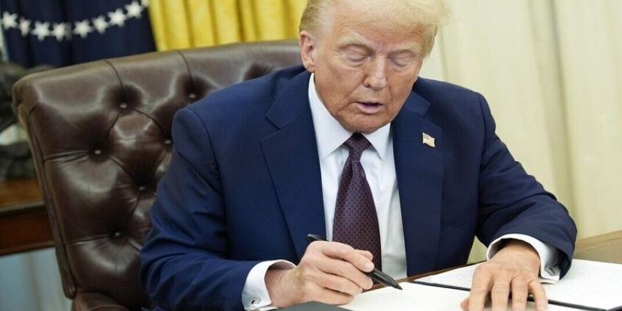 ترامب يشكر إيران: الهجوم ضعيف ولا خسائر أمريكية - هرم مصر