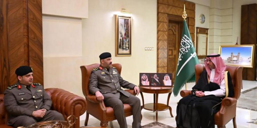 مُحافظ جدة يستقبل مساعد مدير إدارة مكافحة المخدرات بمنطقة مكة المكرمة - هرم مصر