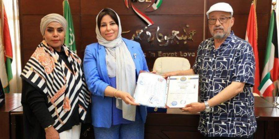 "الشركة الدولية للتدريب والاستشارات" تكرم رئيس "بيت الكويت الوطني" ورئيس جمعية "خليجيون في حب مصر" تقديرًا لجهوده المجتمعية - هرم مصر