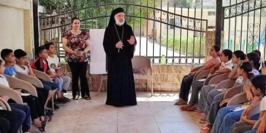 الأنبا باسيليوس يتفقد مؤتمر المرحلة الابتدائية لكنيستي السيدة العذراء والقديسة تريزا بالحواصلية - هرم مصر
