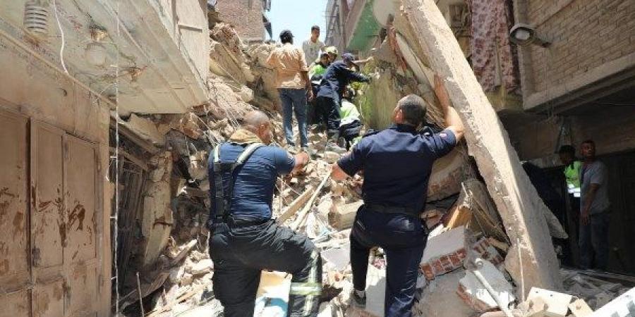 بدون إصابات.. انهيار جزئي لـ عقار سكني في المطرية - هرم مصر