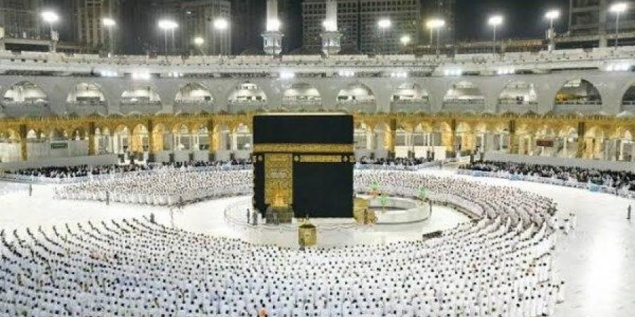 وزير السياحة يعتمد الضوابط الجديدة لتنفيذ رحلات العمرة موسم 1447 - هرم مصر
