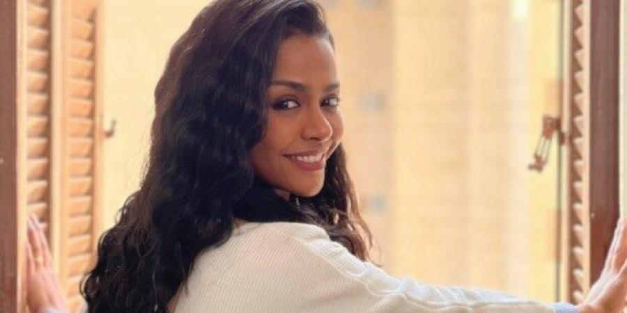 أسماء أبو اليزيد تكشف حقيقة ضربها في مسلسل فات الميعاد - هرم مصر