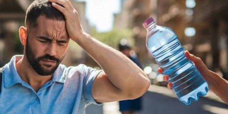 استشاري باطنة يقدم روشتة طبية للتعامل مع حالات الإجهاد الحراري - هرم مصر
