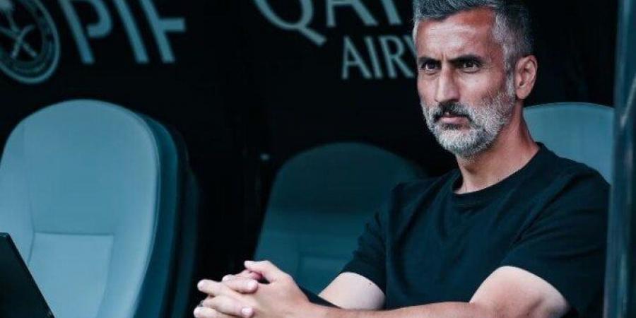 ريبيرو يستكشف الأزهر وشارع المعز واستقبال خاص من جمهور الأهلي «فيديو» - هرم مصر
