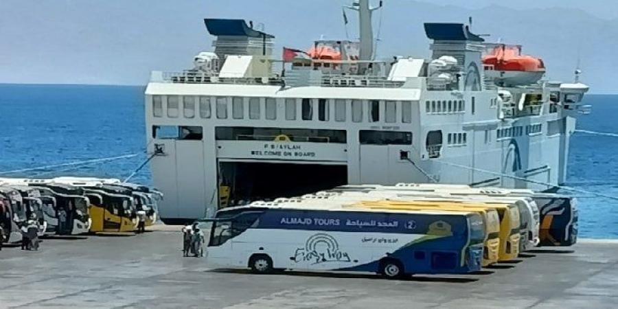 تداول 22 ألف طن و1106 شاحنة بضائع عامة ومتنوعة بموانئ البحر الأحمر - هرم مصر