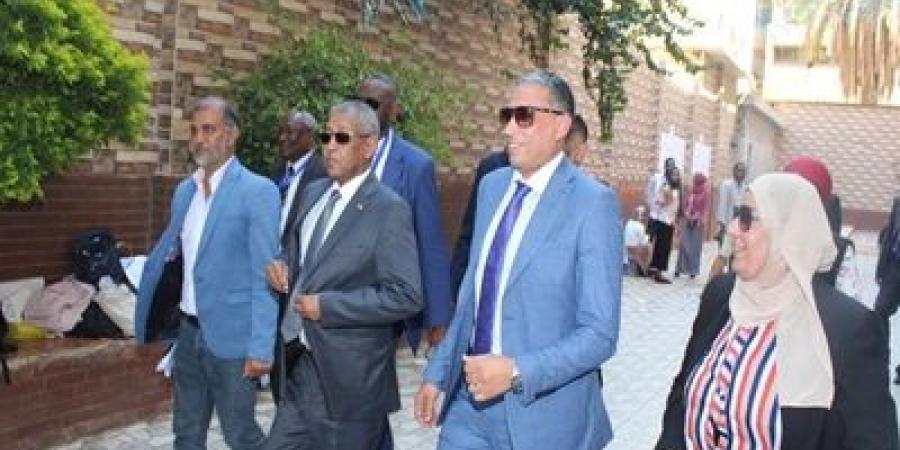 مدير تعليم الجيزة يُعلن انطلاق امتحانات الشهادة السودانية  - هرم مصر
