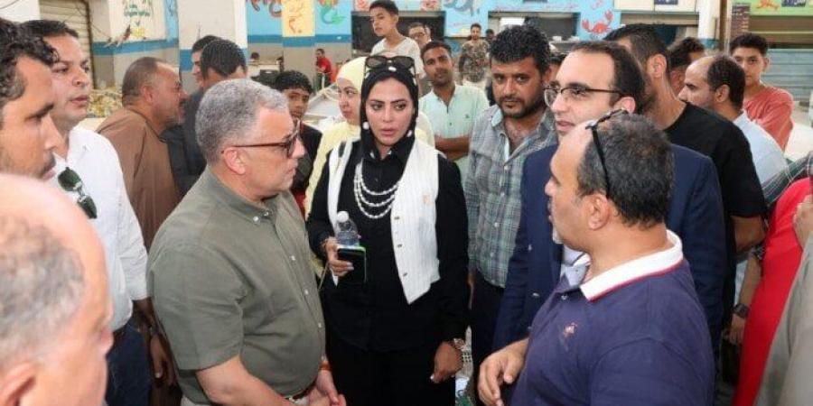 محافظ الإسماعيلية: دعم كامل لتحويل سوق السمك لواجهة سياحية - هرم مصر